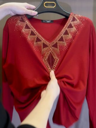 🌹Achetez-en deux et bénéficiez d'une livraison gratuite🔥[M-4XL] 2024 Quality Winter Rhinestone Velvet Long Sleeve T Shirt