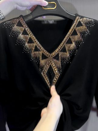 🌹Achetez-en deux et bénéficiez d'une livraison gratuite🔥[M-4XL] 2024 Quality Winter Rhinestone Velvet Long Sleeve T Shirt