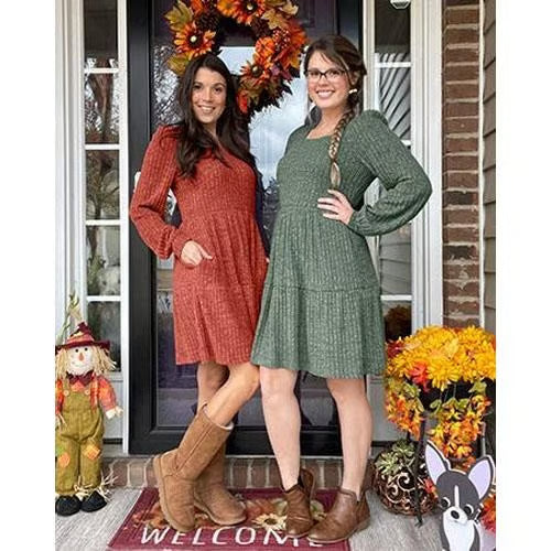 🍂Automne 2025 Nouveau style 49 % de réduction⏰Robe côtelée à encolure carrée et manches lanternes pour femme