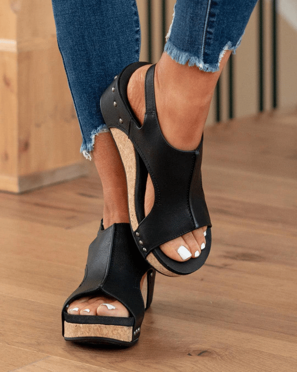 Sandales à talons moyens compensées