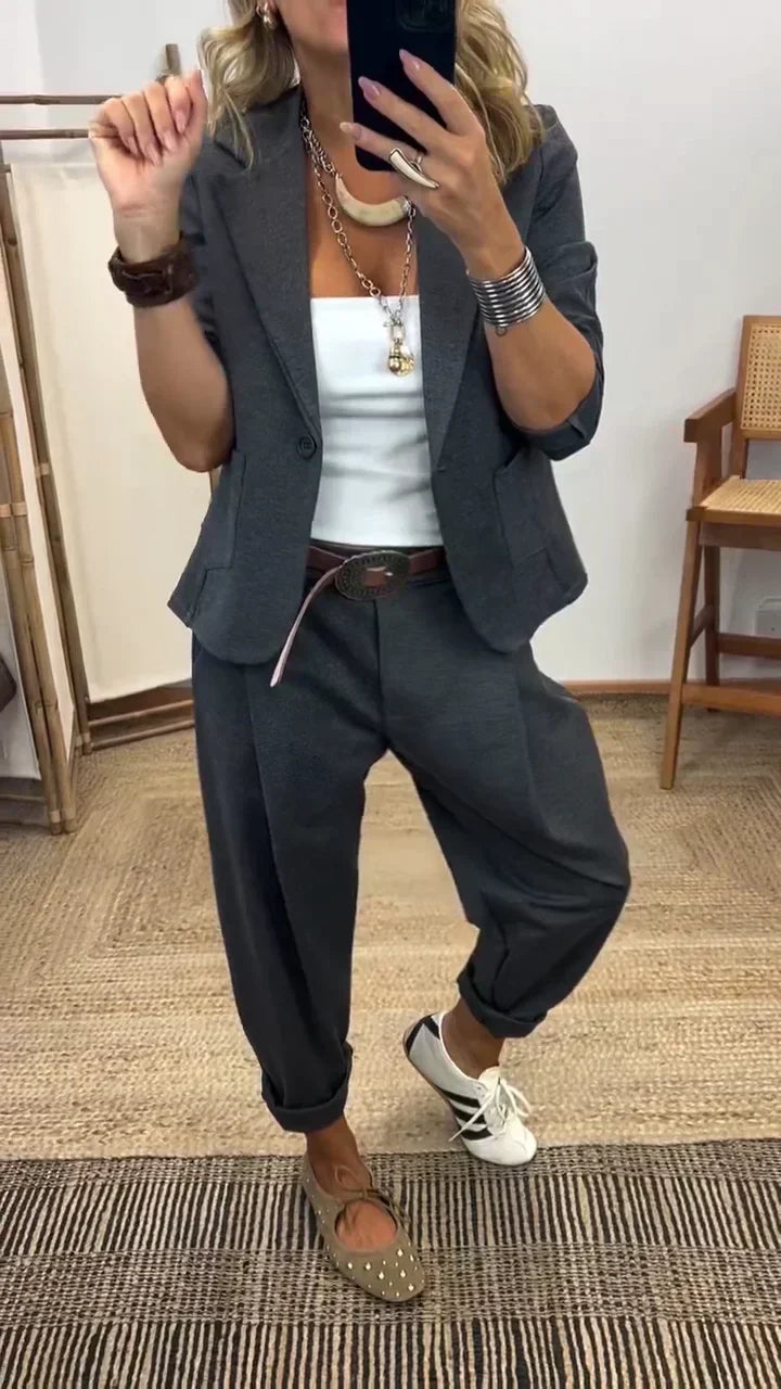 💎61% DE RÉDUCTION – TEMPS LIMITÉ💎Ensemble Veste à Col & Pantalon pour Femme – Coupe Cintrée, Tissu Doux & Look Professionnel Élégant👖✨