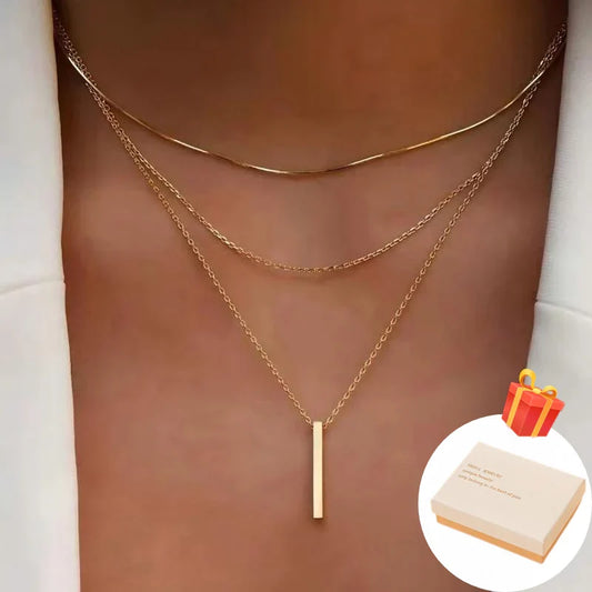 Collier multicouche élégant avec pendentif délicat