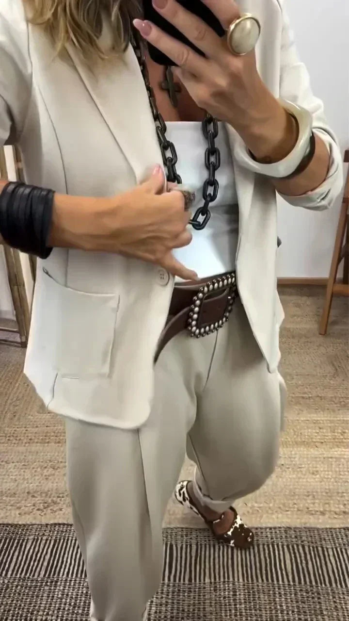 💎61% DE RÉDUCTION – TEMPS LIMITÉ💎Ensemble Veste à Col & Pantalon pour Femme – Coupe Cintrée, Tissu Doux & Look Professionnel Élégant👖✨