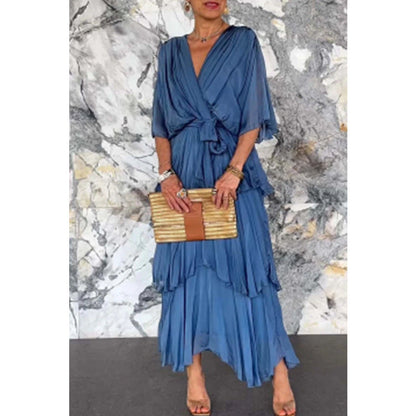 Robe Élégante Superposée à Col en V et Taille Cintrée avec Ceinture
