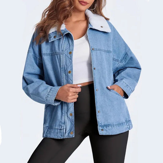 Veste en jean avec col en fausse fourrure pour femme