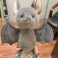 🦇🎃 Effrayant et adorable ! La peluche chauve-souris suspendue pour Halloween 🎃🦇