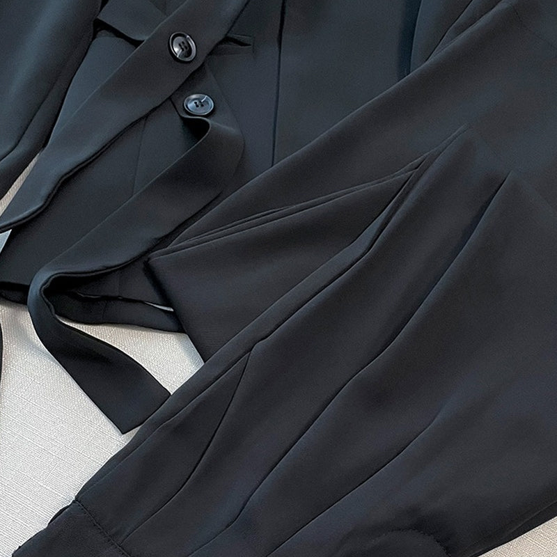 Ensemble 2 pièces formel pour femme : blazer noué sur le devant et pantalon à jambes larges