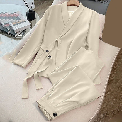 Ensemble 2 pièces formel pour femme : blazer noué sur le devant et pantalon à jambes larges