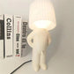 🎅60 % de réduction !🎁Lampe de table créative « Garçon coquin »