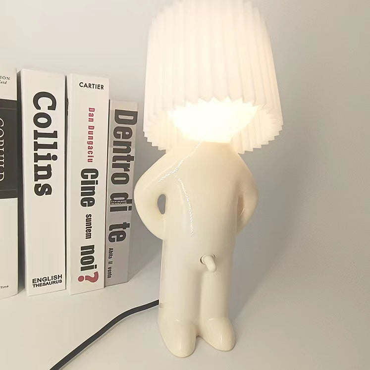 🎅60 % de réduction !🎁Lampe de table créative « Garçon coquin »