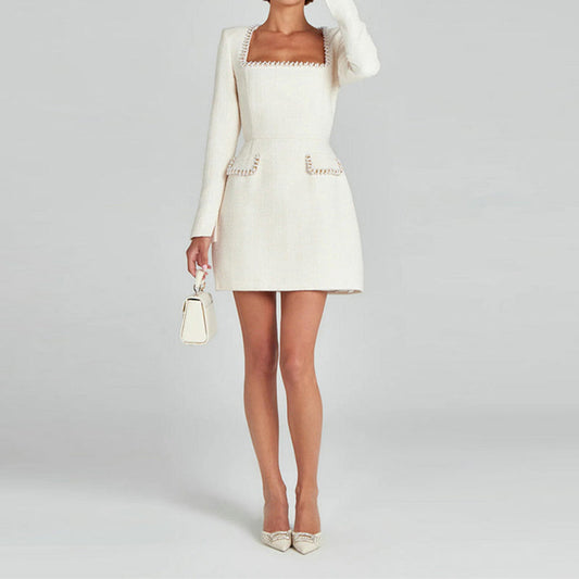 Mini-robe à manches longues et encolure carrée pour femme