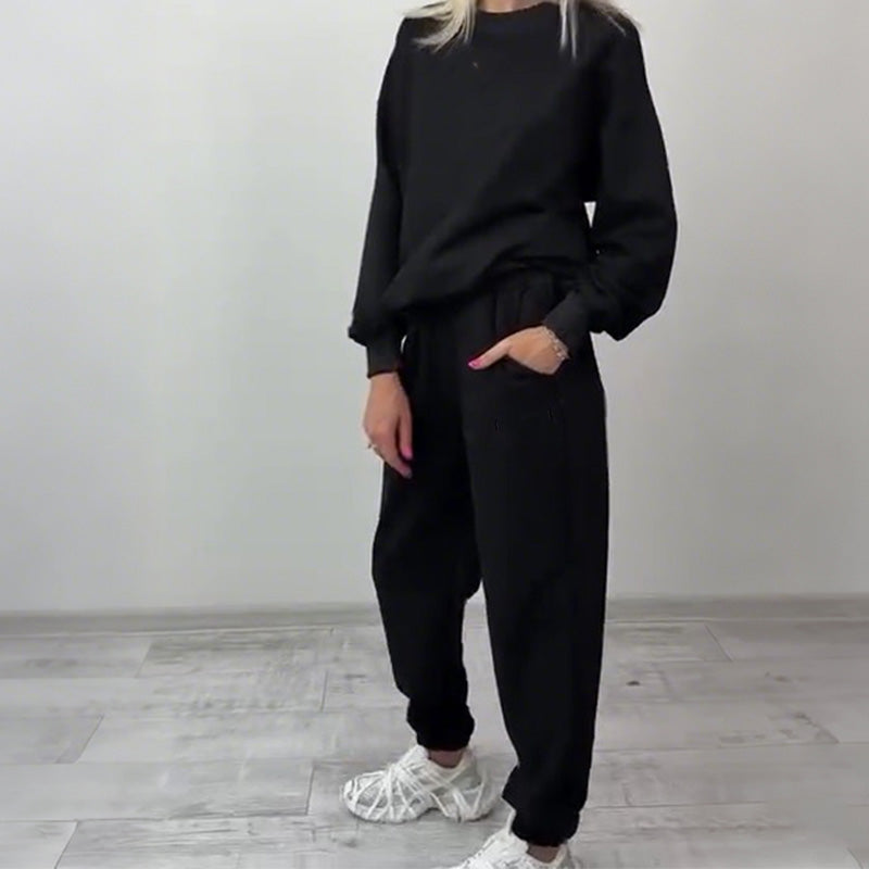 Ensemble 2 pièces pour femme comprenant un pull chaud et un pantalon