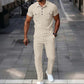 Ensemble homme composé d'un haut à manches courtes en maille gaufrée et d'un pantalon