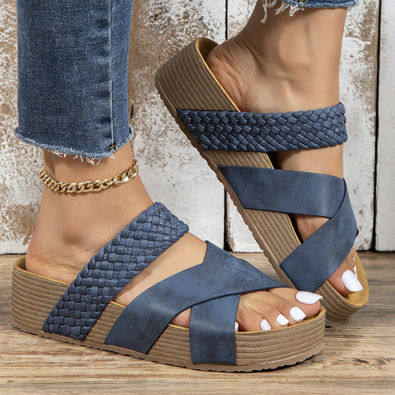 💐 PROMO EXCEPTIONNELLE -52% ! Sandales Compensées à Lanières Entrecroisées – Cuir Souple, Semelle Antidérapante ✨🌿 【Offre Limitée】