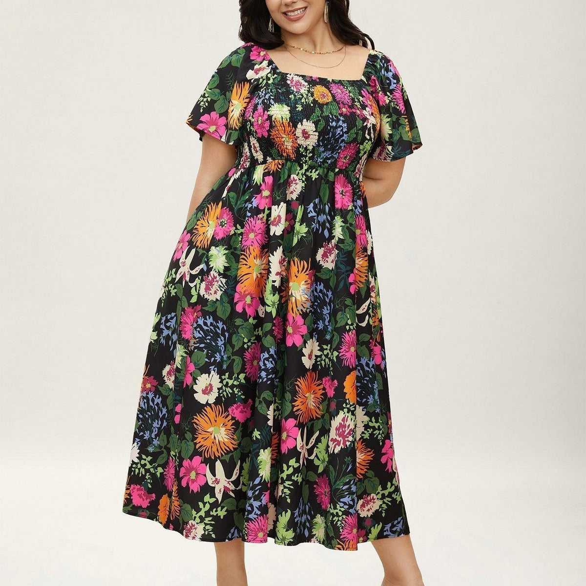 ⏰Soldes d'été : 67 % de réduction💃Robe midi à fleurs, col carré et smocks, avec poches